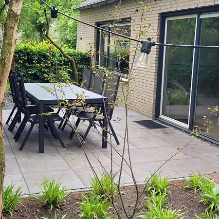 Hoevense Wellness Met Hottub & Sauna