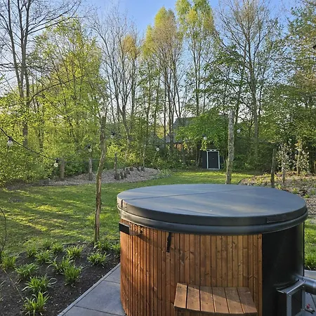 Hoevense Wellness Met Hottub & Sauna Hoeven