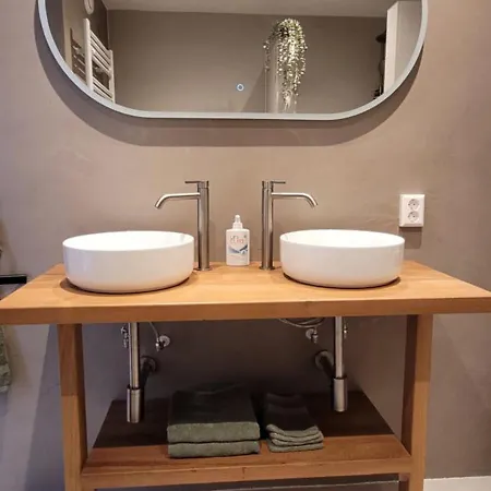 Hoevense Wellness Met Hottub & Sauna Hoeven